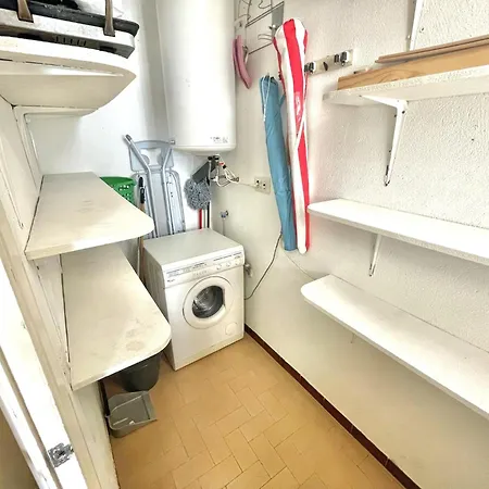 Marineu Apartment *