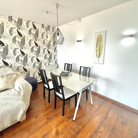 Apartment Marineu
