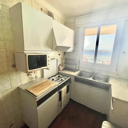 Apartment Marineu
